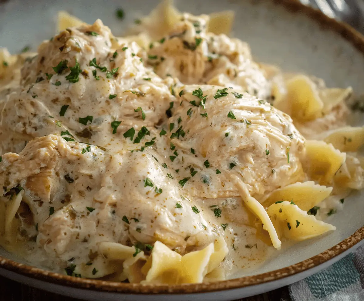 Creamy Ranch Chicken Crockpot Recipe – Easy & Delicious